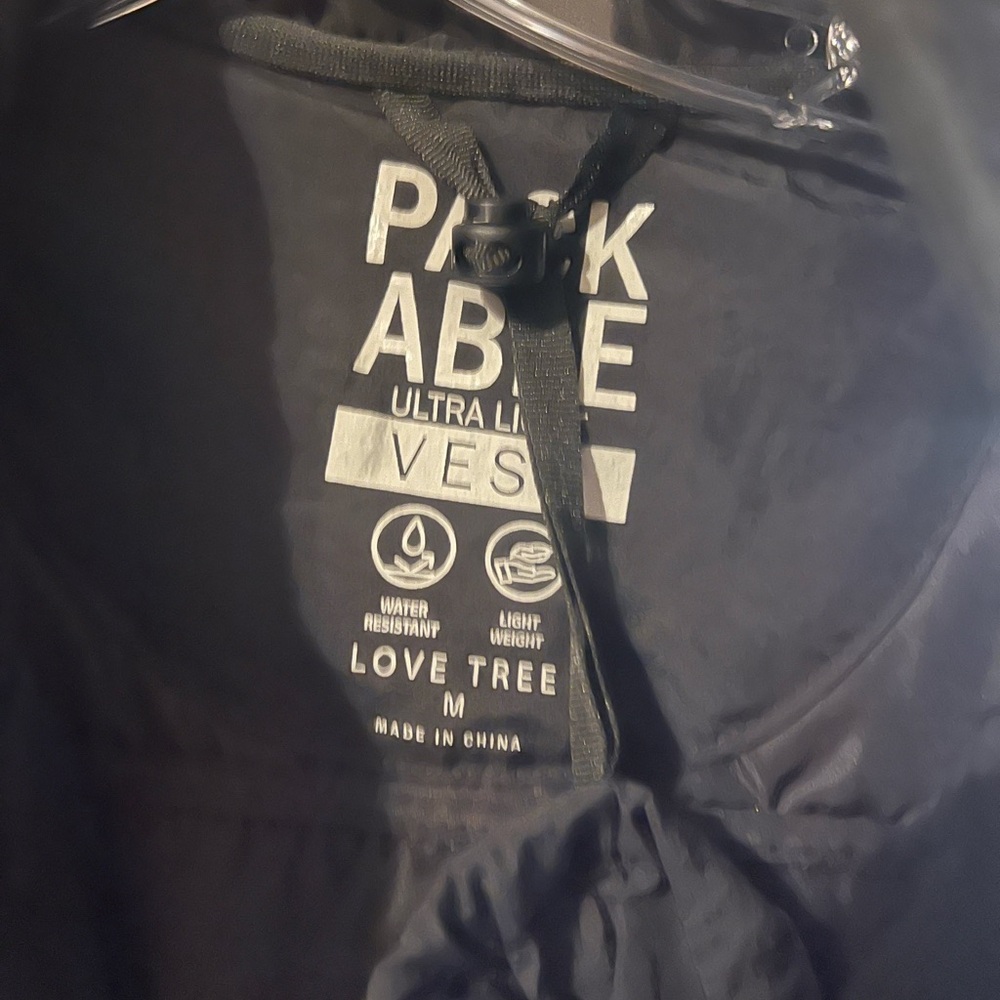 Love Tree Quilted Black Vest - Picture 2 of 3